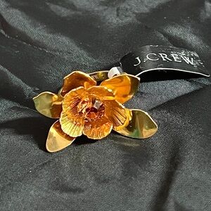 NWT J.Crew Oversized Flower Ring size 7